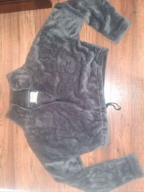 Urban Outfitters Plush Half-Zip Sweatshirt in Dark Gray